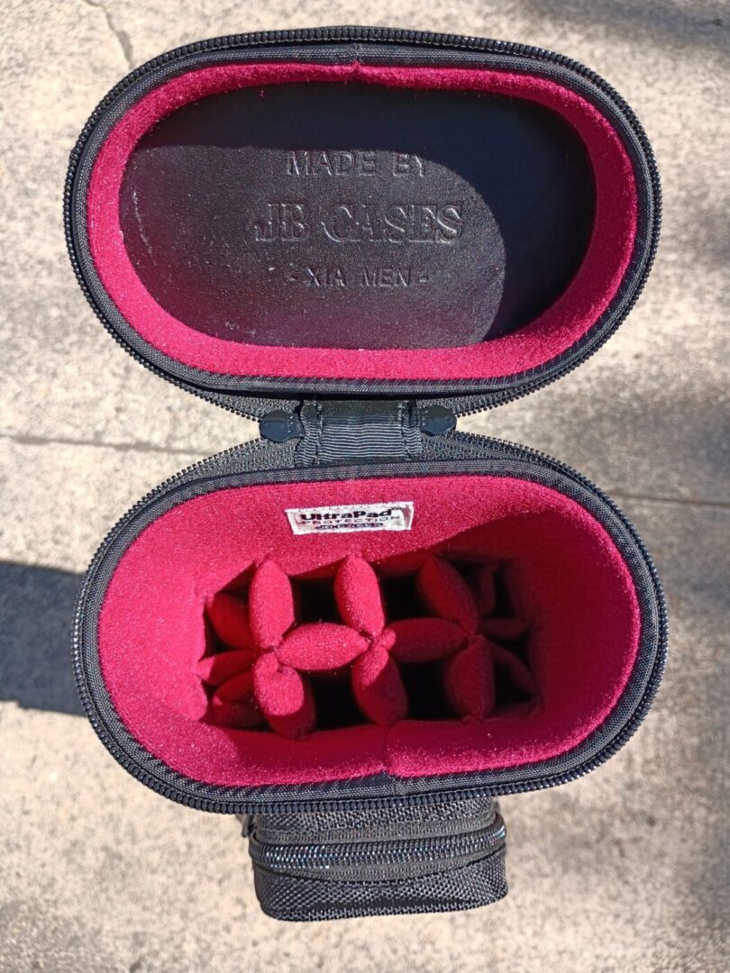 Biggelbachs 4x8 Burgandy and Black case by JB Cases - Image 4