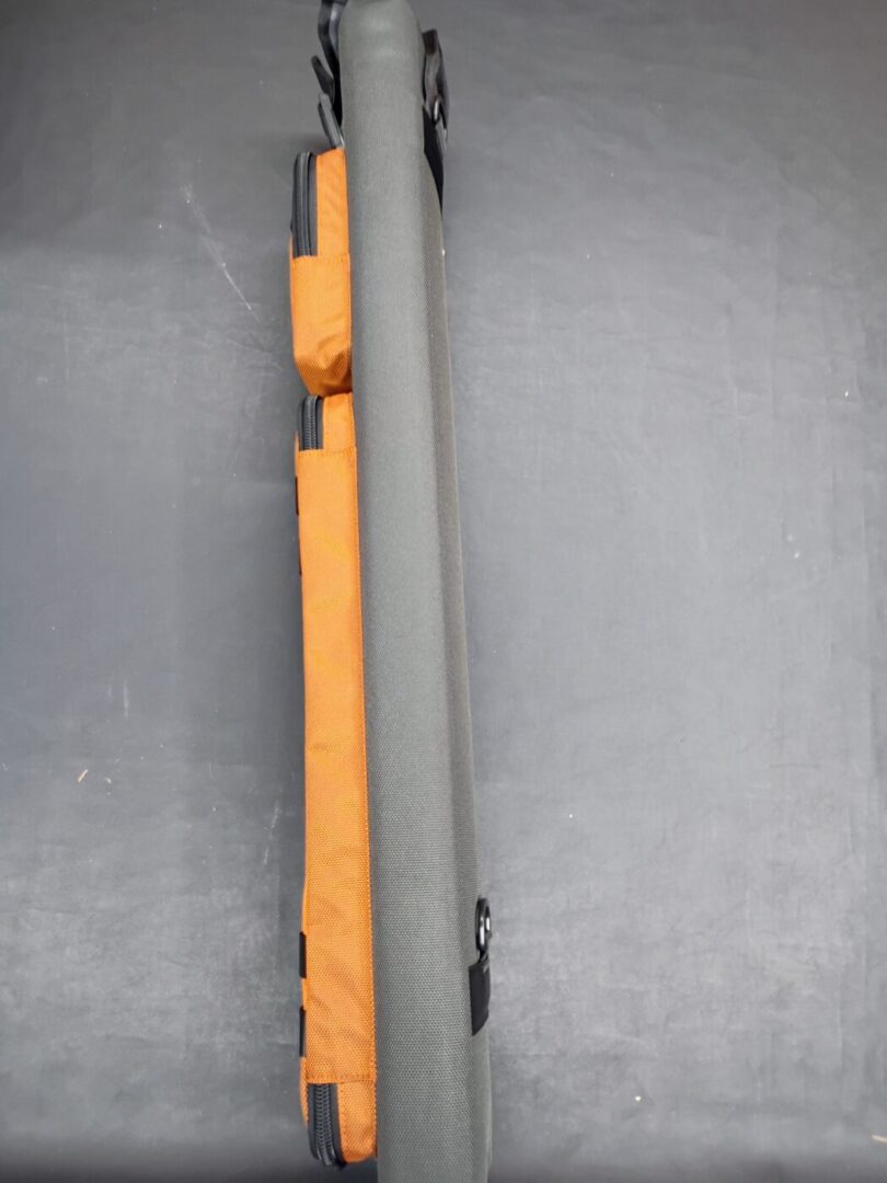 3 Seconds Case Olive Grey & Orange - Image 2