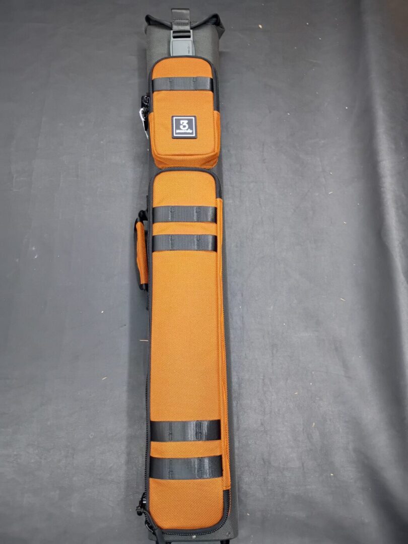 3 Seconds Case Olive Grey & Orange