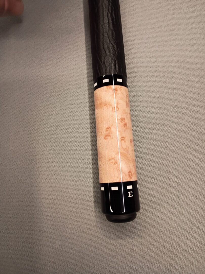Elliott Custom Pool Cue – Birdseye Maple with Jacoby Black Shaft - Image 8