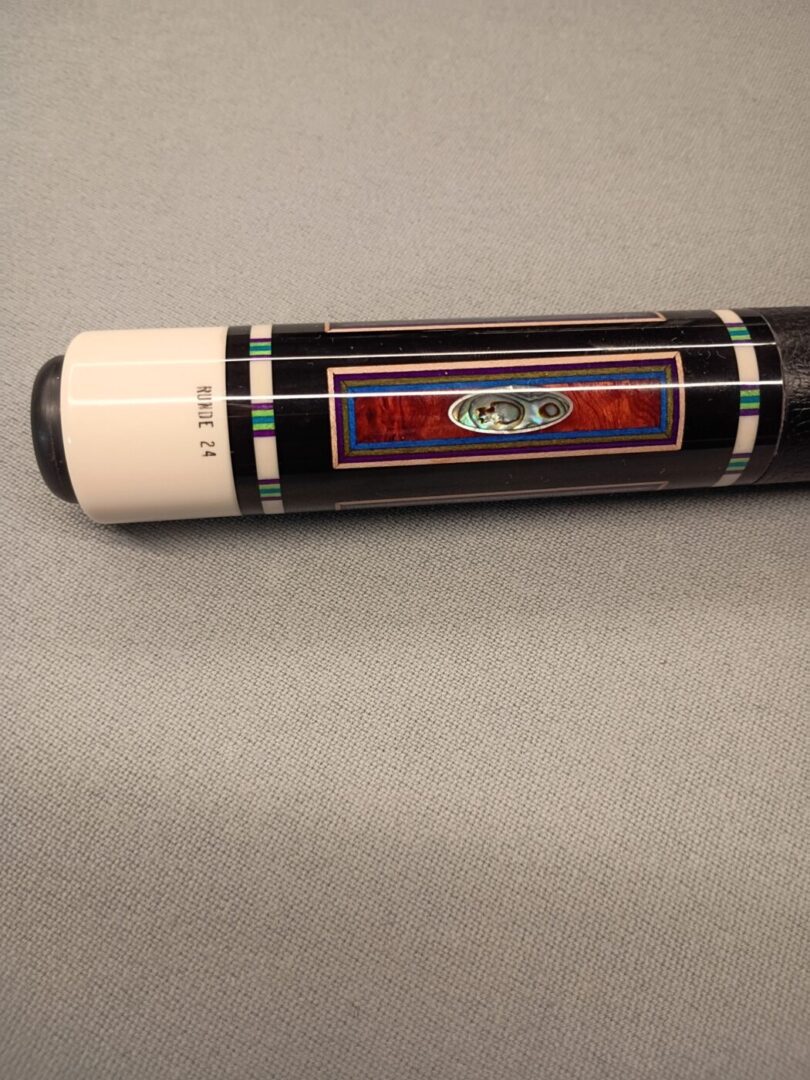 Runde 24 Custom Pool Cue – Ebony, 4 Bridged Points, Abalone Inlays - Image 7
