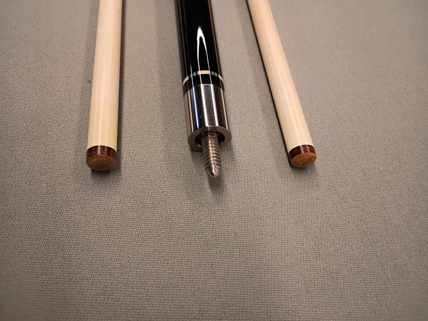 Runde 24 Custom Pool Cue – Ebony, 4 Bridged Points, Abalone Inlays - Image 2