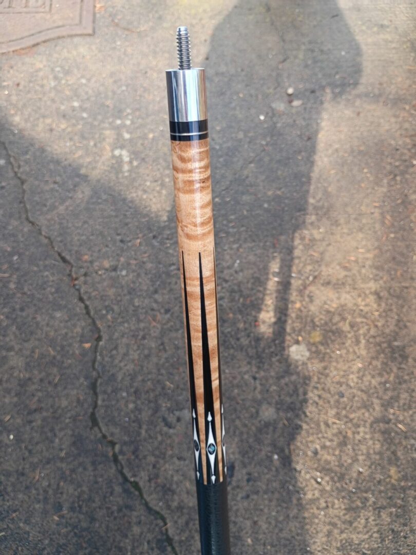 Schon Custom Cue – Six Points, Birdseye Maple & Mother-of-Pearl - Image 4